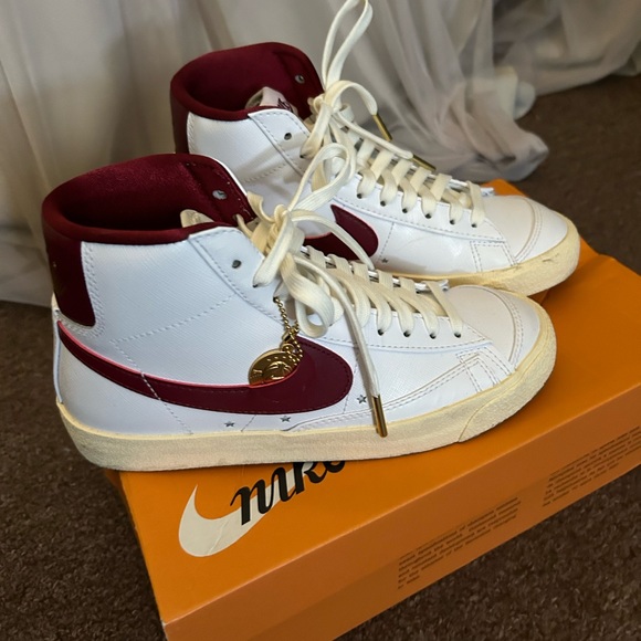 Nike Shoes - Nike Women’s Blazer Mid ‘77